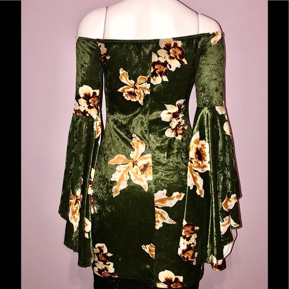 BLUE BLUSH• Olive Bell Sleeved Mock Minidress/ (M) - Picture 5 of 8